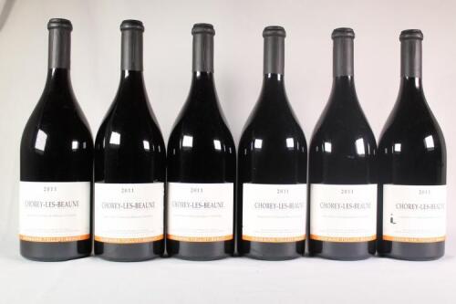 (6) 2011 Domaine Tollot-Beaut Chorey Les Beaune, Cote de Beaune