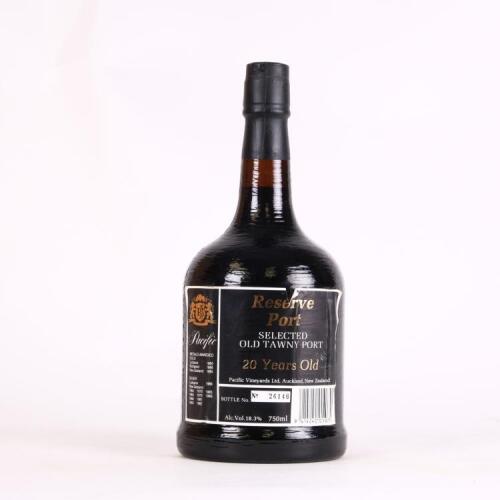 (1) Pacific Reserve 20 year old Old Tawny 750ml 18.3%,&nbsp;
